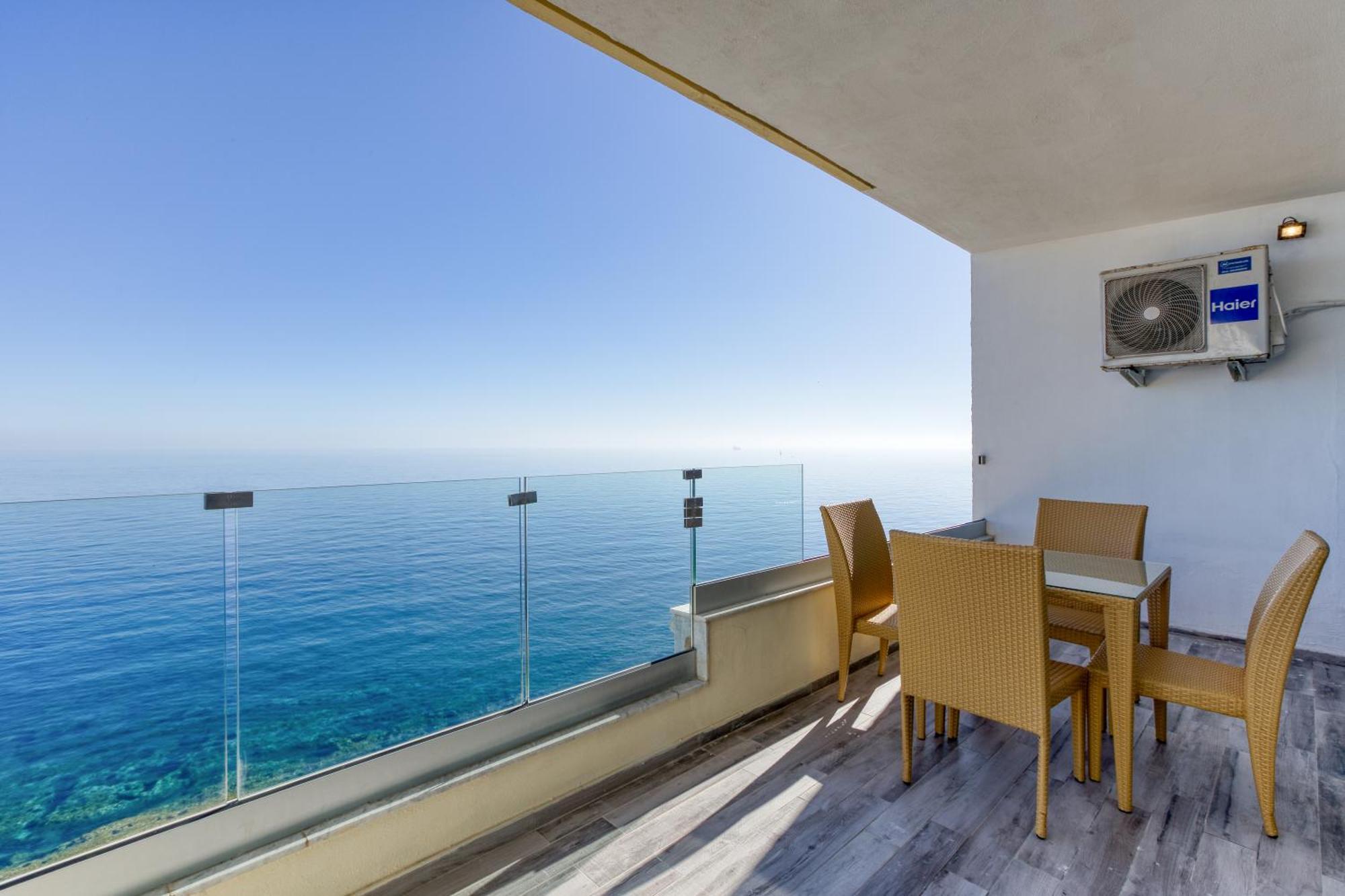 Seafront Sliema Apartment With Balcony & Sea Views By Jl Экстерьер фото