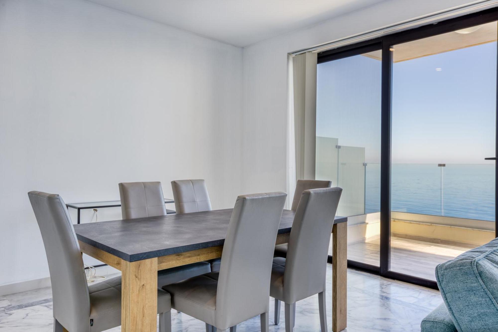 Seafront Sliema Apartment With Balcony & Sea Views By Jl Экстерьер фото