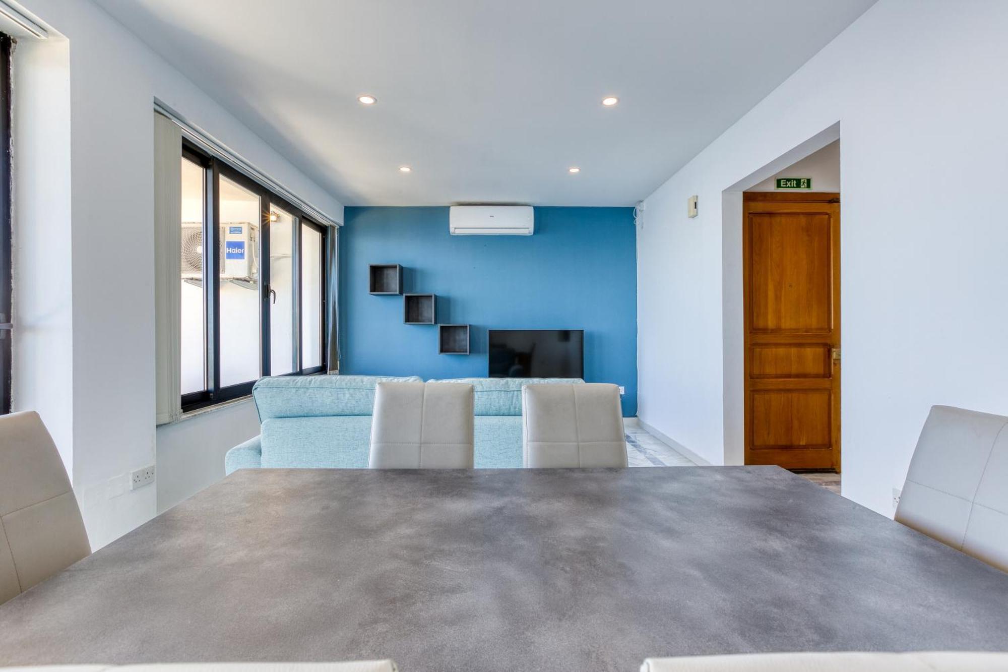 Seafront Sliema Apartment With Balcony & Sea Views By Jl Экстерьер фото