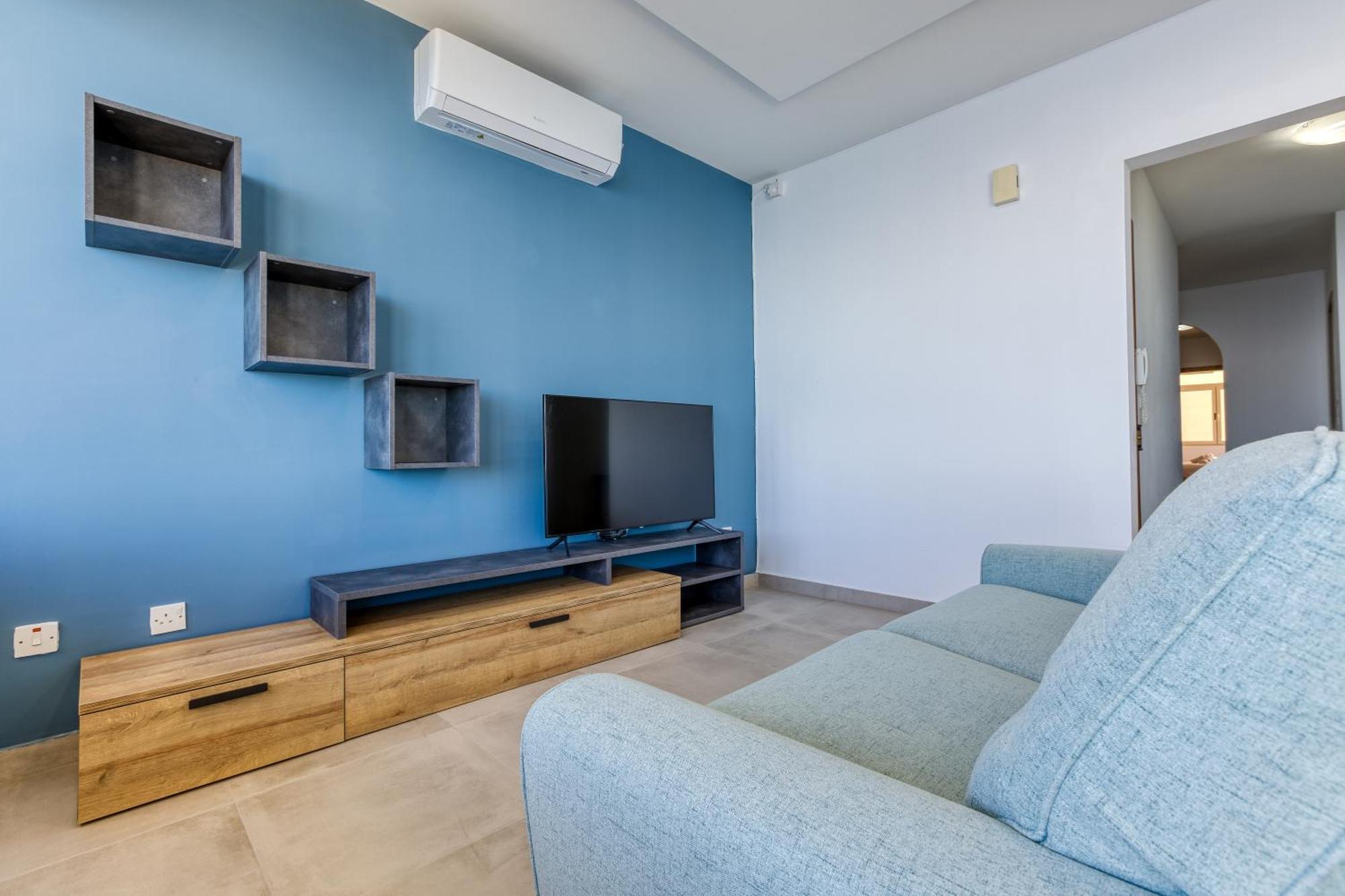 Seafront Sliema Apartment With Balcony & Sea Views By Jl Экстерьер фото
