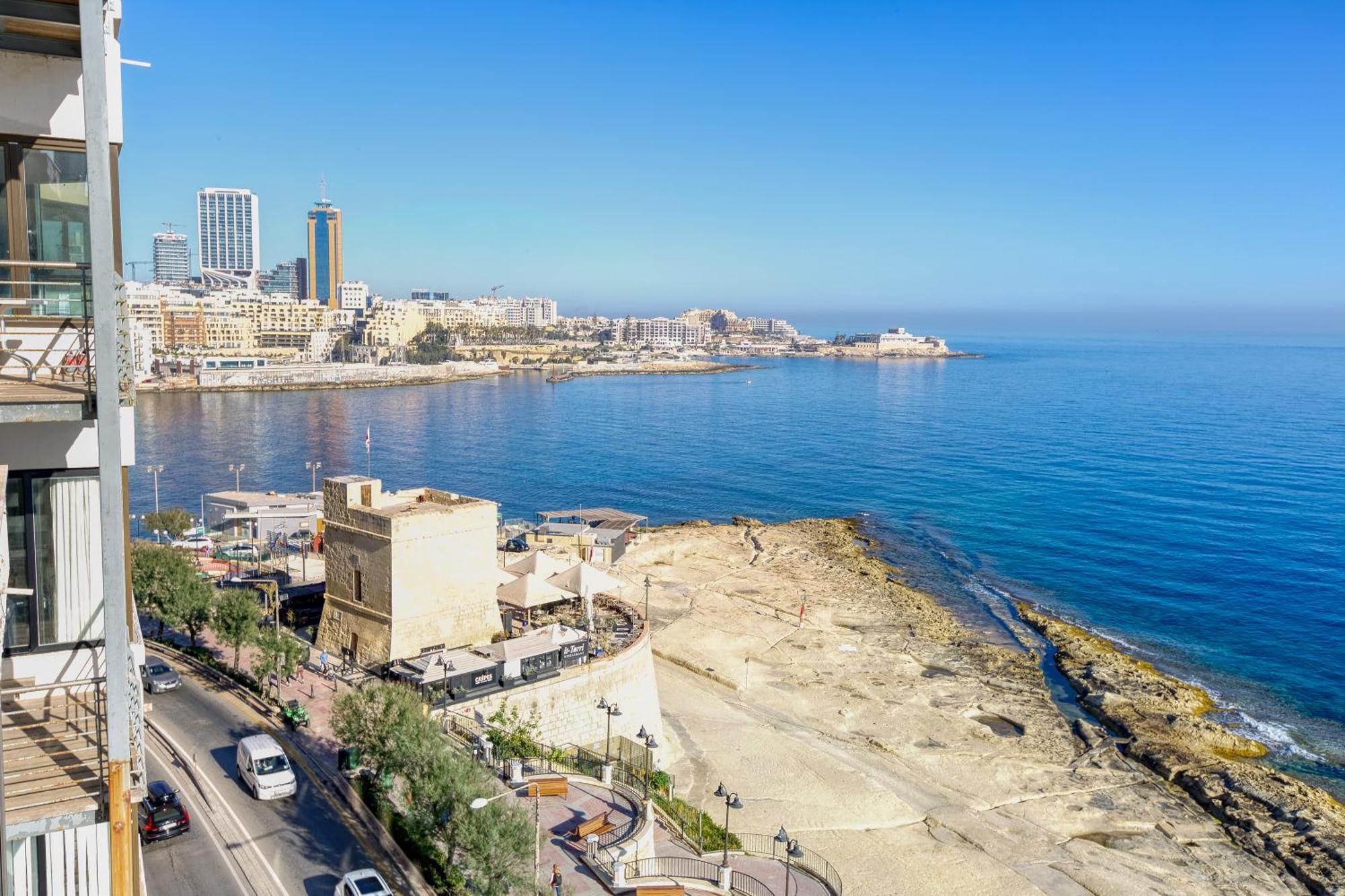 Seafront Sliema Apartment With Balcony & Sea Views By Jl Экстерьер фото